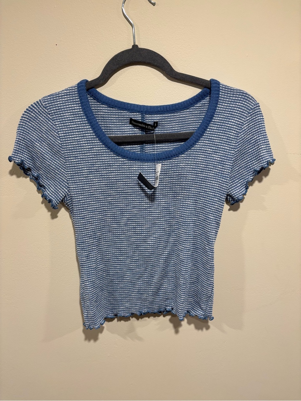 Abercrombie & Fitch Striped Lettuce Hem Short Sleeve T-shirt